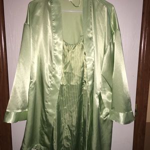 Victorious Secret Night set